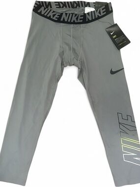 Nike Dri-FIT Gray Compression capri tights/leggings (NWT)